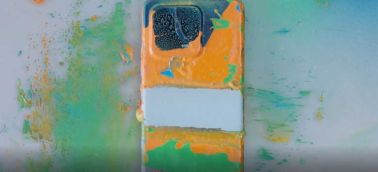 Грязеотталкивающий Xiaomi 13 с технологией Nano Skin показали со всех сторон в ролике и на качественных изображениях в двух цветах